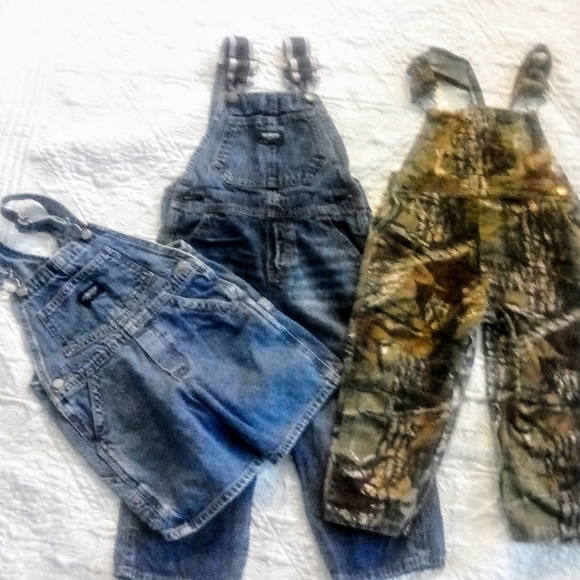 3t Overalls. - Picture 2 of 2